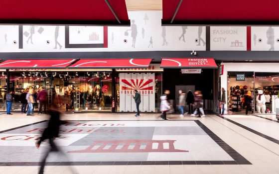 Larissa Development of Shopping Centres SA